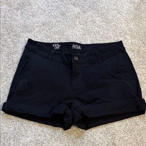 a.n.a Women's Mid-Rise Black Shorts *SIZE 6*